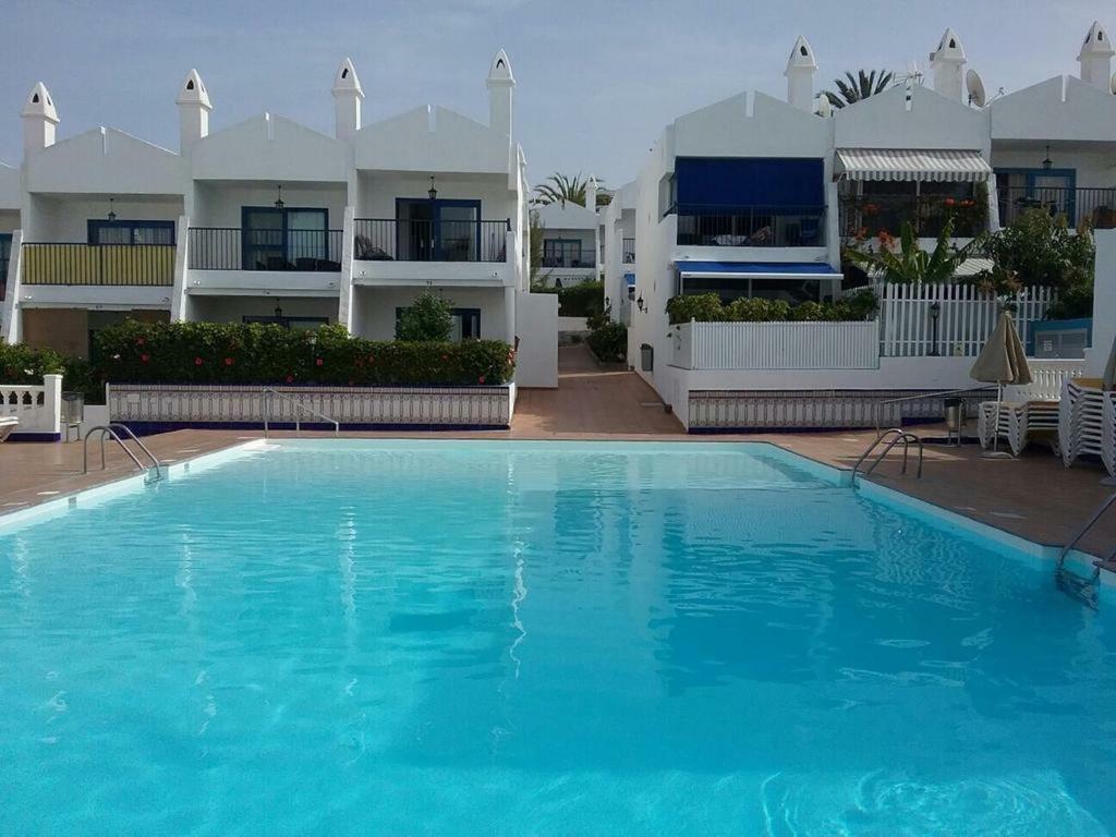 Pool View Yard Bungalow Плайя-дель-Инглес Экстерьер фото